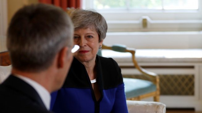 Мей ще направи нов опит да получи подкрепата на депутатите за Brexit през юни