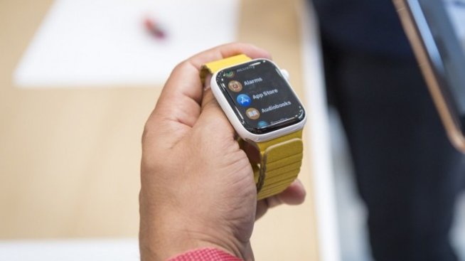 Продажбите на умни часовници продължават възхода си въпреки Covid-19