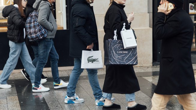 Инфлацията във Франция се забави под 1% за пръв път от четири години