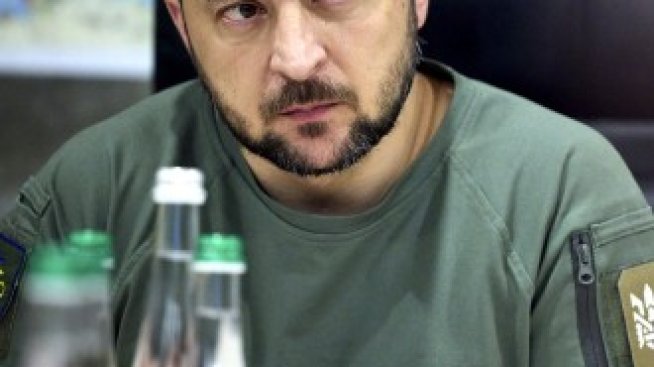 Зеленски уволни петима украински посланици, включително в Германия