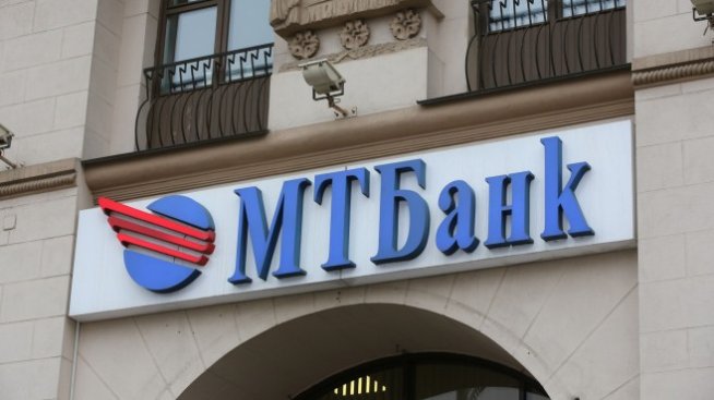 Беларуските банки въвеждат ограничения за теглене и продажба на валута