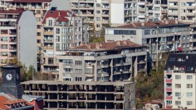 Русе и Варна изпреварват София по ръст на цените на жилищата