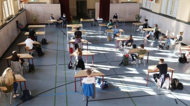 Експерт: Дистанционно обучение отчуждава учениците от учебния процес