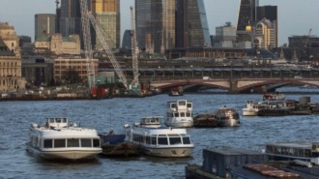 Собствениците на офиси на Острова обезопасяват сградите си с мерки за милиони