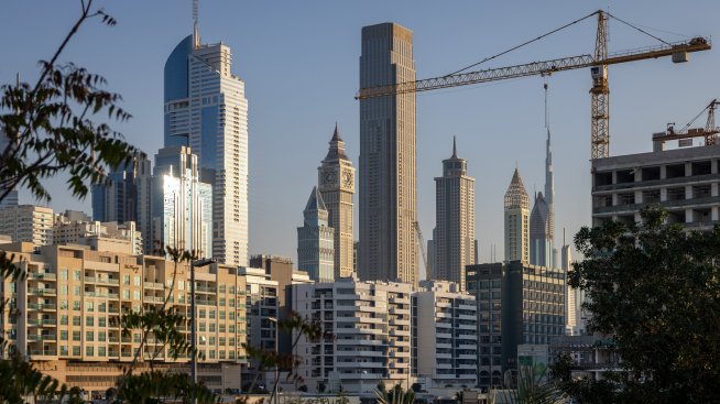 Треската за имоти в Дубай се охлажда, но продавачите не свалят цените
