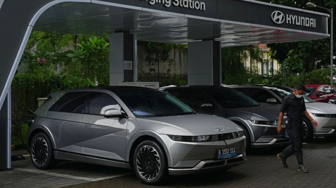 Индонезия протяга ръка към Китай, докато търси подкрепа за електромобилните си амбиции