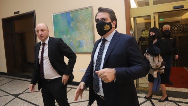 Василев: IT секторът ще има полза от по-висок максимален осигурителен доход