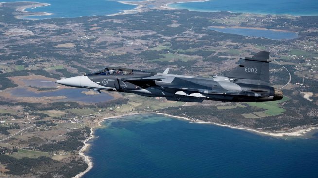 Украйна внася най-много оръжия в света, доминацията на САЩ в износа се засилва