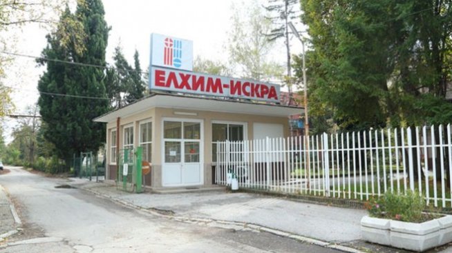 &bdquo;Елхим-Искра&ldquo; отчита спад на приходите и загуба към края на юни