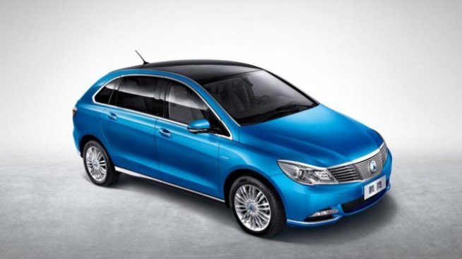 Daimler и BYD представиха своя електрически модел