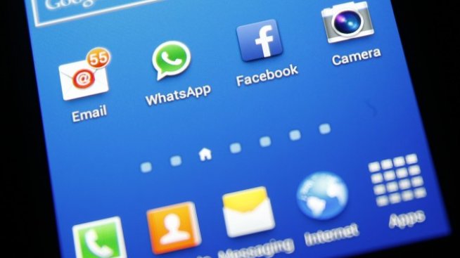 Facebook работи по мобилна рекламна мрежа