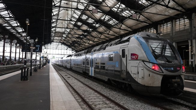 Virgin Group на Ричард Брансън цели да набере 900 млн. долара, за да конкурира Eurostar