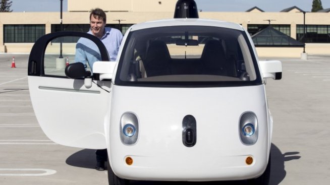 Google търси сътрудничество в автомобилния сектор