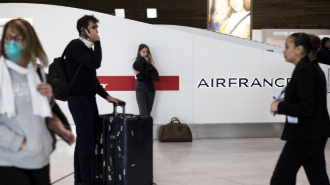Air France KLM свива полетите си с до 90% заради COVID-19