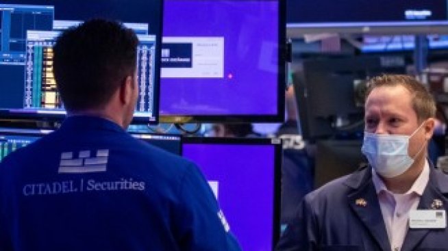 S&P 500 и Nasdaq Composite достигнаха нов рекорд след силни данни за икономиката