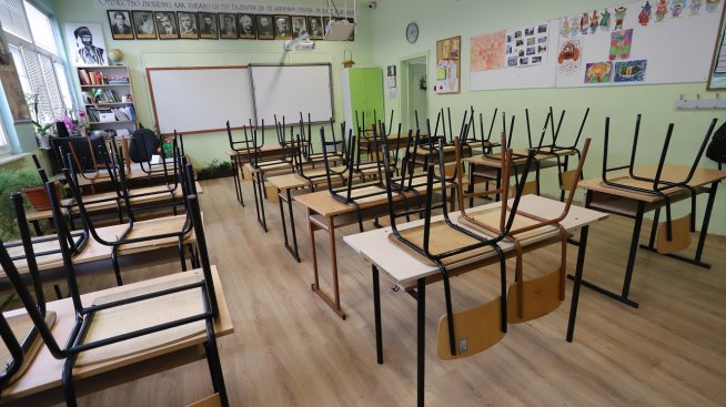 Родители и лекари искат отпадане на извинителната е-бележка