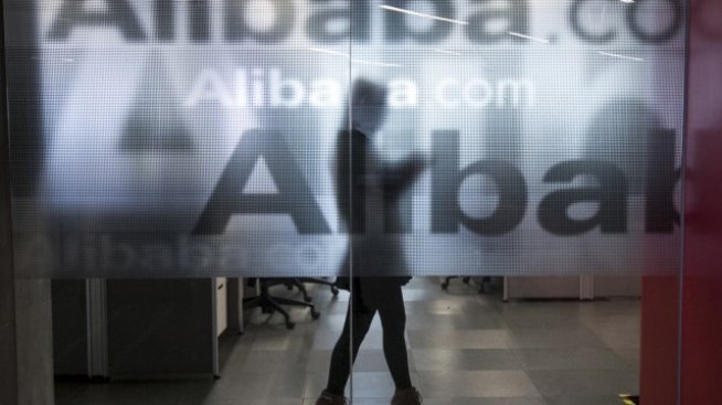IPO-то на Alibaba дава шанс на някои акционери да продадат книжа по-рано
