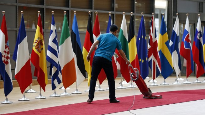 ЕС разбира по трудния начин защо не трябва да е зависим от едни източник