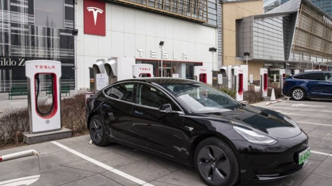 Tesla може да продаде над 850 хил. електромобила през 2021 г.