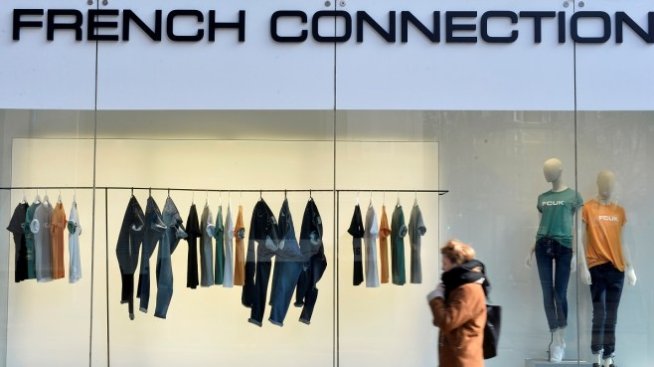 Шефът на French Connection търси купувач на бранда, който създаде