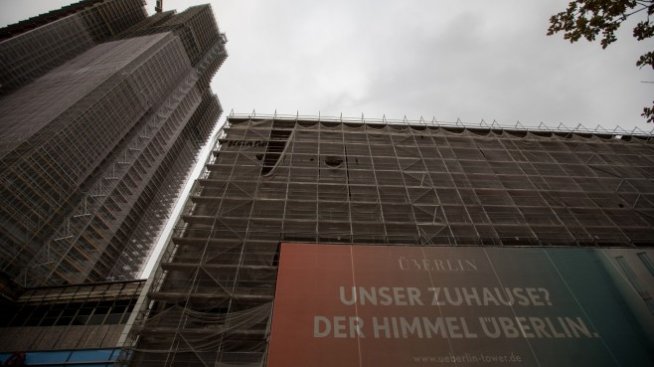 Загуба от 1 млрд. евро: Неволите на германския имотен концерн Adler Group