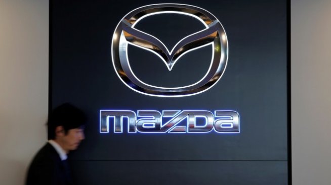 Mazda изтегля 19 хил. автомобила в Южна Африка заради риск от дефектни възглавници