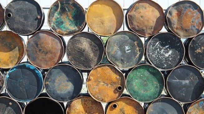 Изпаряващото се търсене заради коронавируса остави Брент на 30 долара за барел