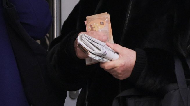 1,6 млн. пенсионери ще получат великденски добавки