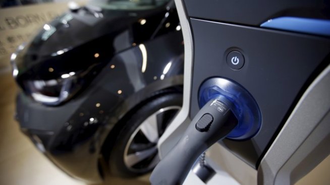 Германия се разбра с автоконцерните за субсидиите за електромобили