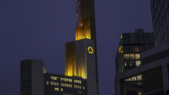 Commerzbank се завърна към печалбата