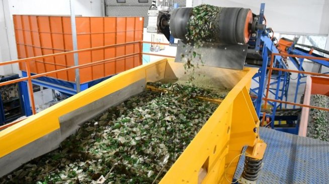 В Равно поле бе открита първата у нас инсталация за сортиране на стъкло по цвят