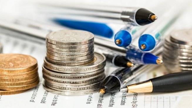 КФН прецизира формулата за инвестиционните такси на пенсионните дружества