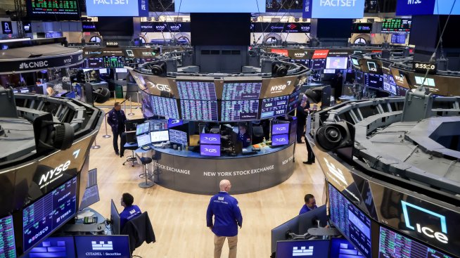 Надеждите за край на бюджетната парализа в САЩ вдъхват оптимизъм на Wall Street*