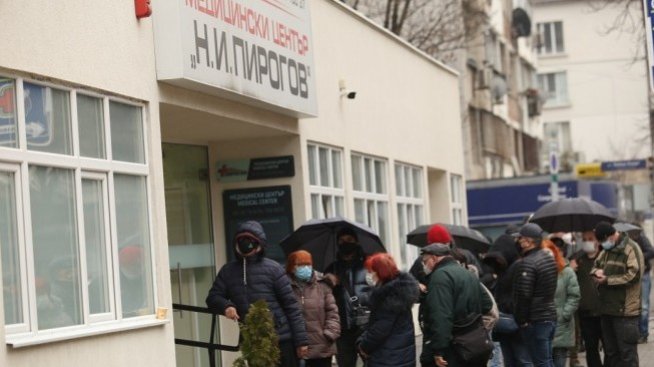 Ал. Симидчиев: Зелените сертификати повишиха нивата на ваксинация