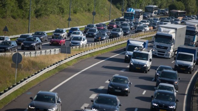 9 държави в Европа ограничават движението заради пандемията