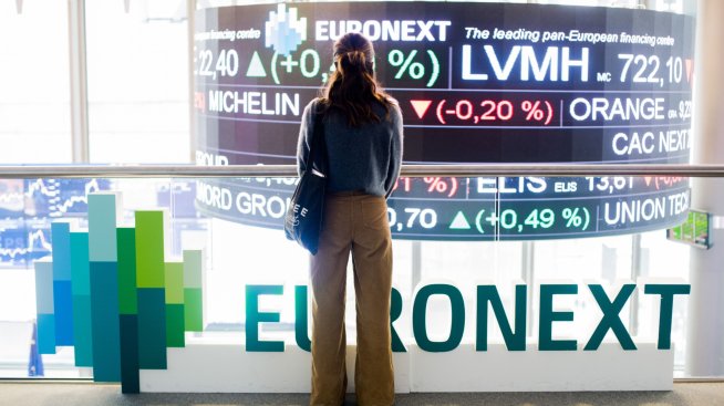 Проблемите с дълга на САЩ помрачиха настроенията на борсите в Европа