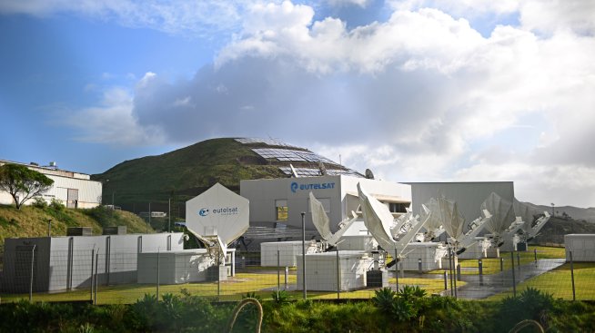 НАТО подава ръка на цивилния космически сектор