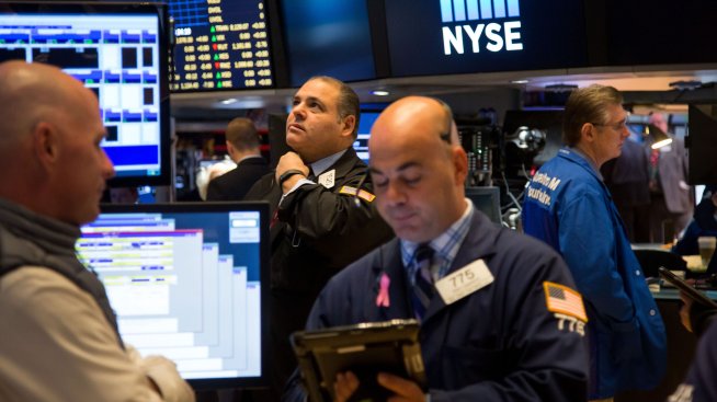 Сянката на Silicon Valley Bank хвърля щатските индекси във волатилен водовъртеж*