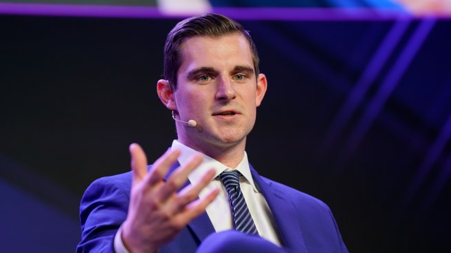 Tether вербува едно от ключовите криптолица в администрацията на Тръмп