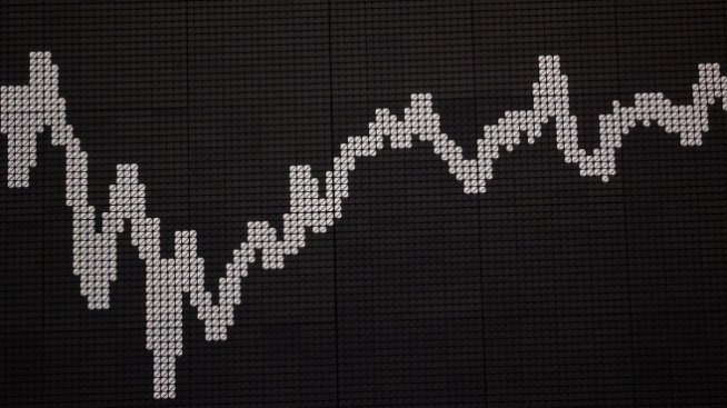 Напрежението около Украйна оцвети борсите в Европа в червено