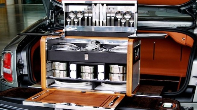 Кутия за пикник за 30 хиляди долара?