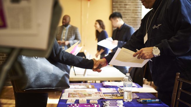 Безработица или заетост - кое ще донесе повече тревога за банките