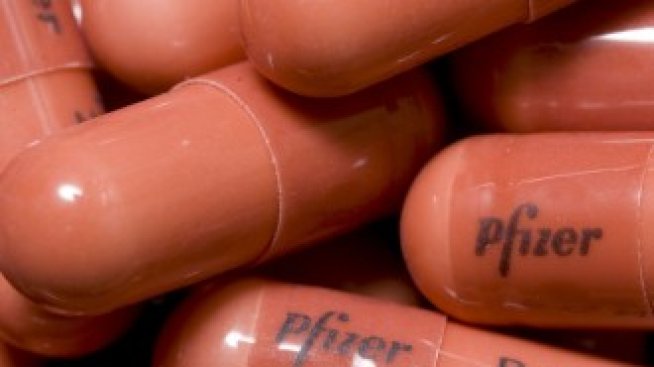 Pfizer ще доминира пазара за 20 млрд. долара на хапчетата срещу COVID догодина