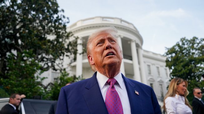 Trump Organization пуска собствен смартфон - Trump Mobile