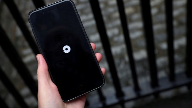 Графика на деня: 57 млн. потребители на Uber са засегнати от хакерската атака
