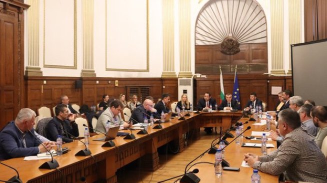 МЗХ обмисля помощ „де минимис“ за засегнати производители на аквакултури 