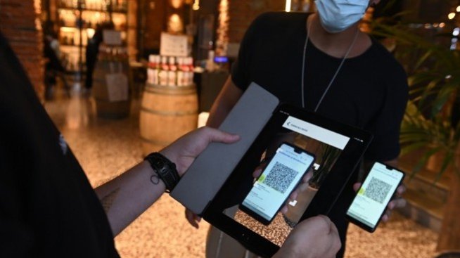 Covid сертификатите ще са пропуск за заведения, театри и спортни зали в Брюксел