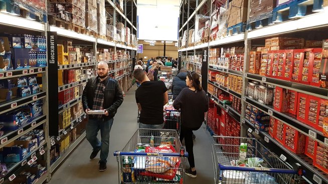 Големите вериги генерират 30% от приходите от търговия на дребно у нас