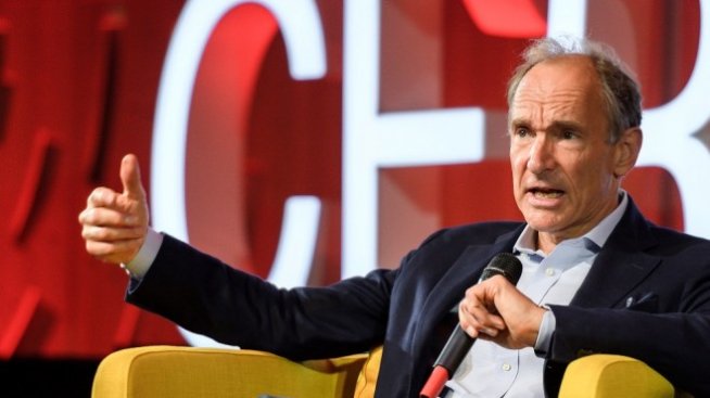 Тим Бърнърс-Лий има план как да "поправи" интернет