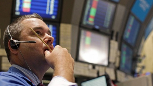 Dow Jones се насочва към най-големия си седмичен спад от две години*